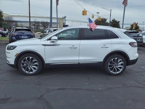 New 2022 Lincoln Nautilus Reserve image 24