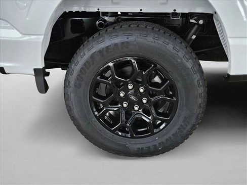 New 2026 Ford F150 XLT w/ XLT Black Appearance Package AWD/4WD image 11