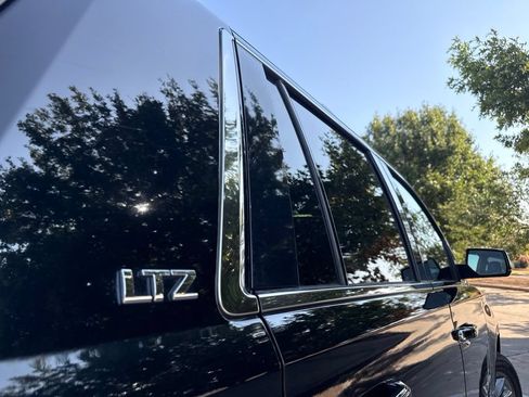Used 2016 Chevrolet Tahoe LTZ AWD/4WD image 21
