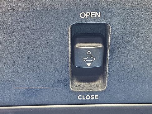 Used 2019 Nissan Altima 2.5 SR w/ SR Premium Package image 21