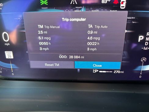 Certified 2023 Volvo XC60 B5 Plus w/ Climate Package AWD/4WD image 8