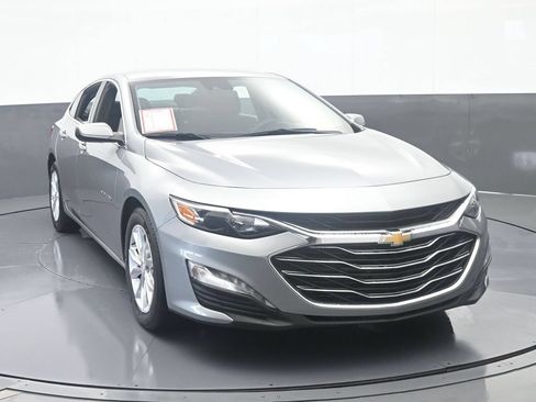 Used 2024 Chevrolet Malibu LT FWD image 9