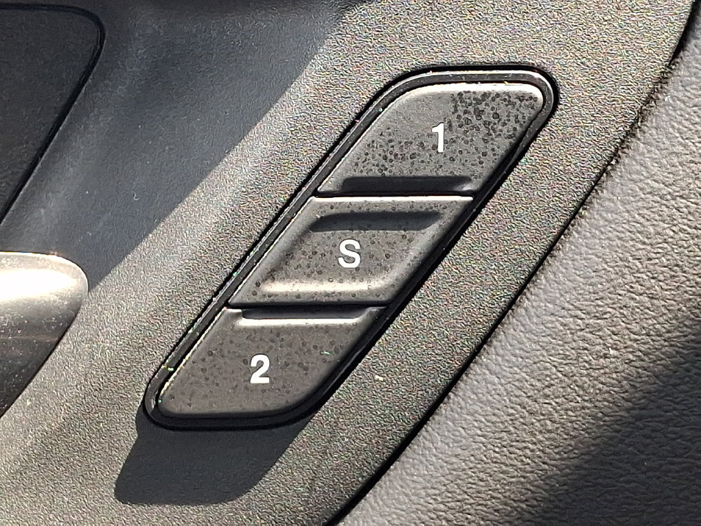 Used 2020 RAM 1500 Limited w/ Body Color Bumper Group AWD/4WD image 25
