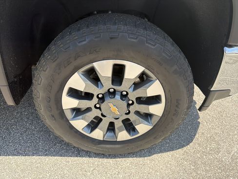 Certified 2021 Chevrolet Silverado 2500 LT w/ All Star Edition AWD/4WD image 13
