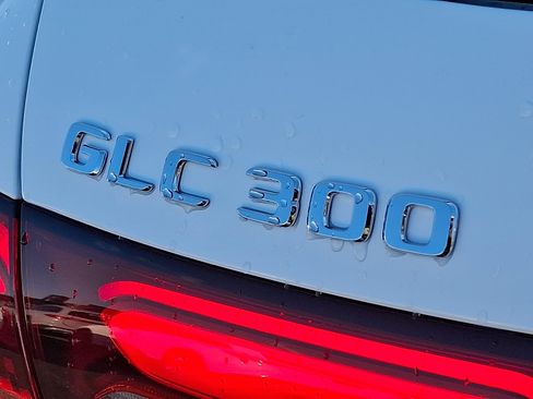 New 2026 Mercedes-Benz GLC 300 4MATIC image 17