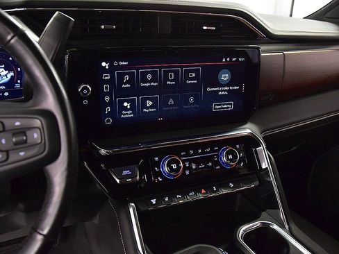 Used 2025 GMC Sierra 2500 Denali Ultimate w/ Snow Plow Prep/Camper Package image 25