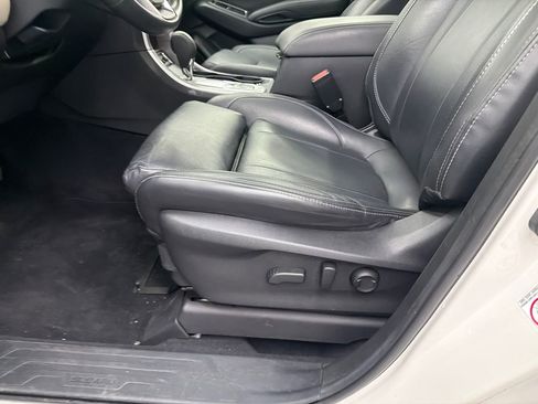 Used 2020 Subaru Ascent Limited w/ Technology Package image 10