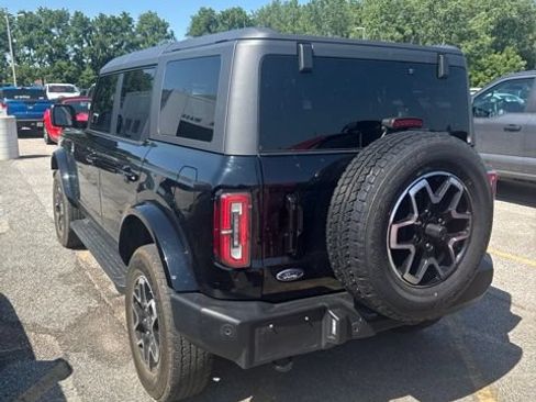Used 2023 Ford Bronco Outer Banks AWD/4WD image 3