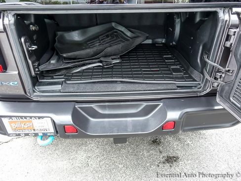 Used 2021 Jeep Wrangler Unlimited Rubicon 4xe w/ Safety Group AWD/4WD image 21