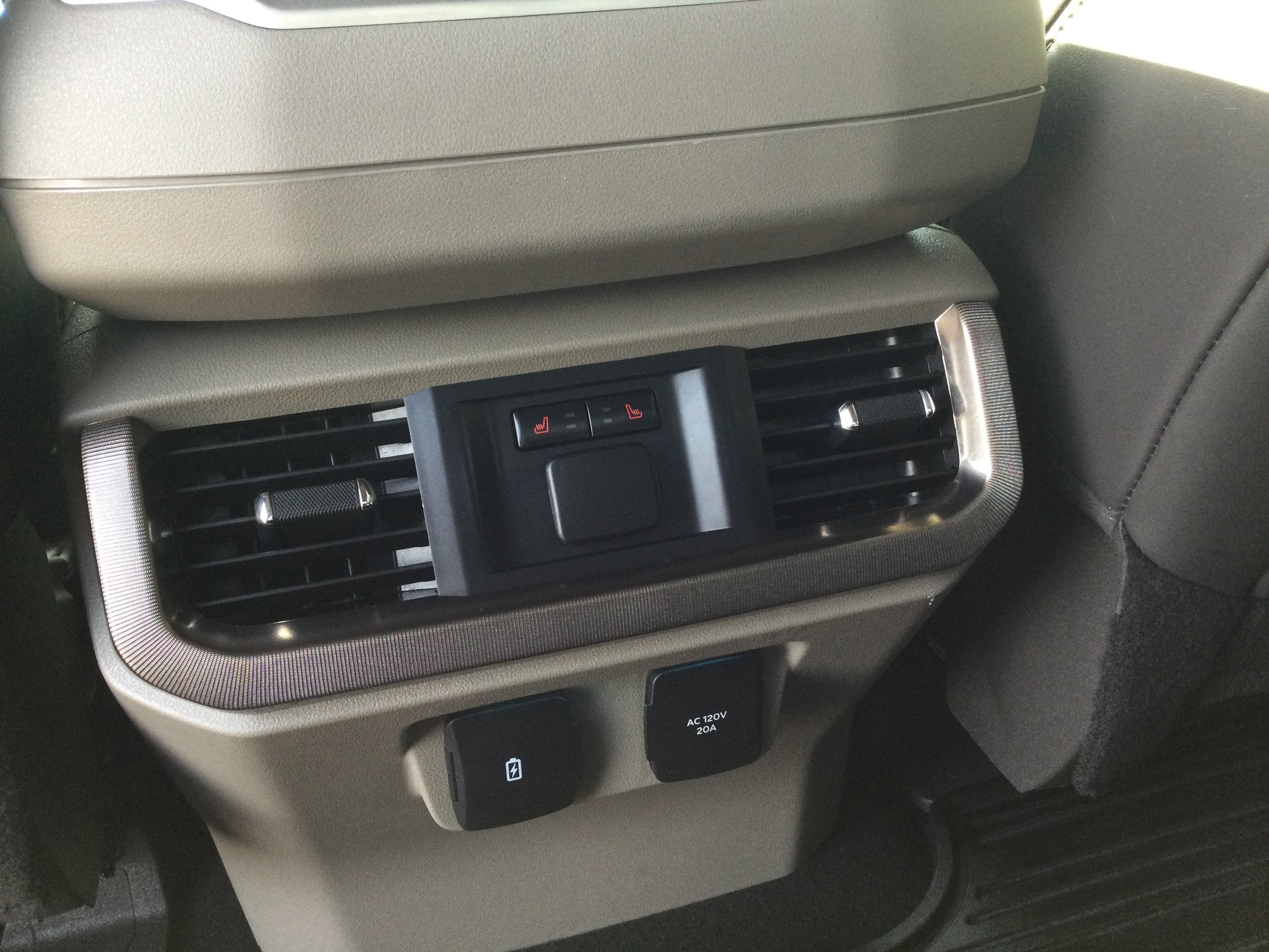 Used 2024 Ford F150 Platinum w/ Equipment Group 703A Plus AWD/4WD image 13