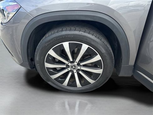 Used 2021 Mercedes-Benz GLA 250 image 24