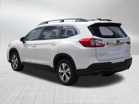 Used 2025 Subaru Ascent Premium AWD/4WD image 5