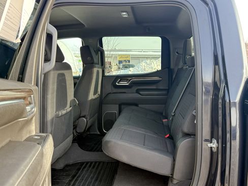 Used 2023 Chevrolet Silverado 1500 LT image 18