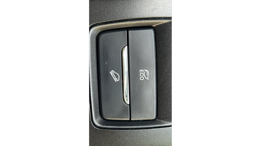 Used 2018 Ford Fusion S FWD image 31