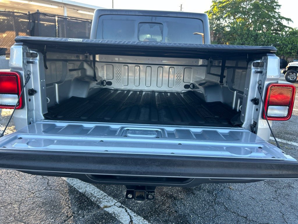 Used 2022 Jeep Gladiator Sport AWD/4WD image 30