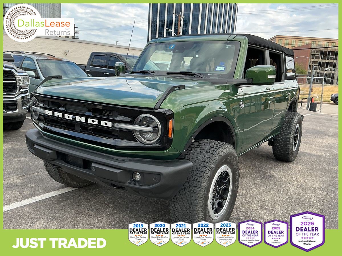 Used 2023 Ford Bronco Outer Banks w/ Sasquatch Package AWD/4WD image 1
