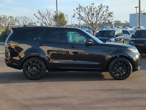 Certified 2022 Land Rover Discovery HSE R-Dynamic image 4