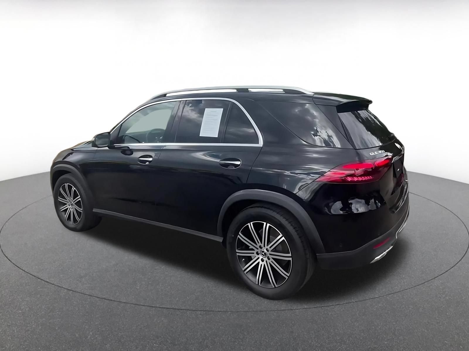Used 2026 Mercedes-Benz GLE 350 4MATIC image 9