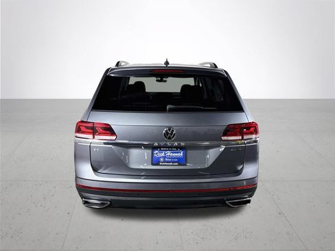 Used 2023 Volkswagen Atlas SE w/ Panoramic Sunroof Package AWD/4WD image 8