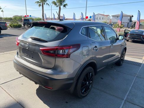 Used 2021 Nissan Rogue Sport S FWD image 5