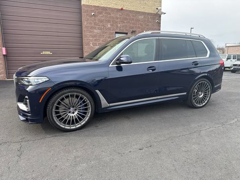 Used 2021 BMW ALPINA XB7 ALPINA XB7 AWD 4dr Sports Acti image 2