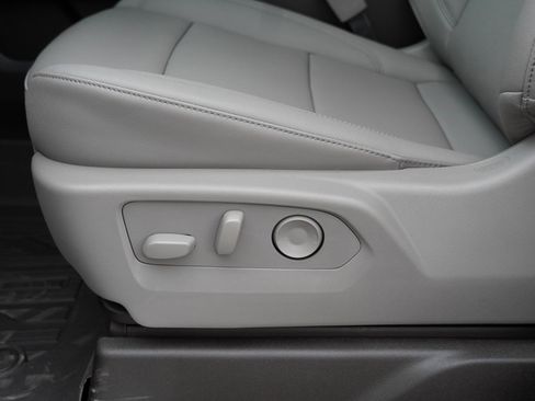 New 2026 GMC Sierra 1500 SLT image 27