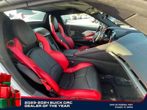 Used 2021 Chevrolet Corvette Stingray Preferred Conv w/ Z51 Performance Package image 13