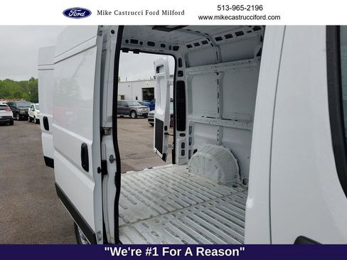 Used 2024 RAM ProMaster 2500 w/ Convenience Group FWD image 27
