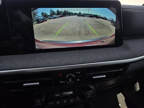 Used 2026 Nissan Kicks SV FWD image 12