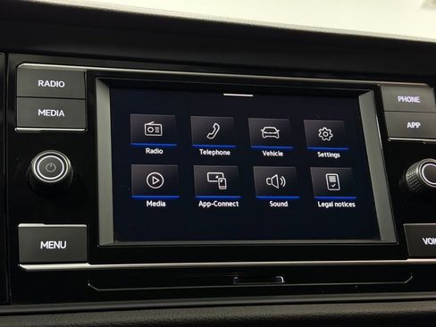 Used 2021 Volkswagen Jetta S w/ Driver Assistance Package image 17