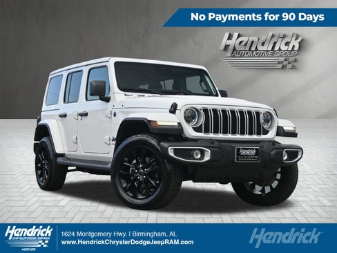 Used 2025 Jeep Wrangler Unlimited Sahara AWD/4WD image 1