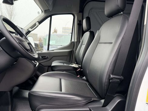 New 2026 Ford Transit 150 148 Medium Roof RWD image 9
