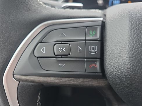 New 2025 Jeep Grand Cherokee L Limited w/ Trailer Tow Package image 19