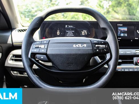 Used 2025 Kia K4 FWD image 24