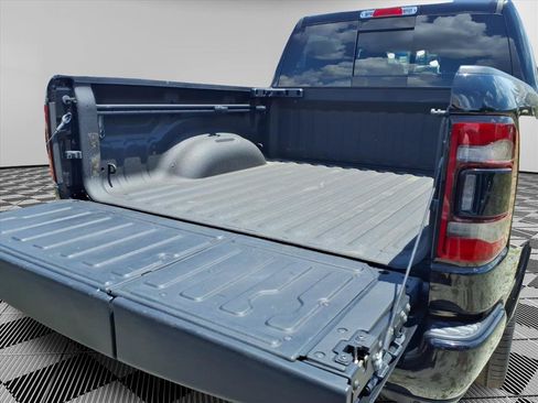 Used 2022 RAM 1500 Laramie AWD/4WD image 27