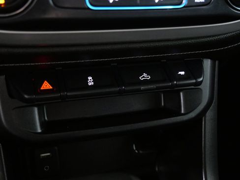 Used 2018 GMC Canyon SLE w/ Nightfall Edition AWD/4WD image 24