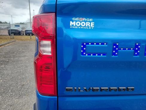 Certified 2022 Chevrolet Silverado 1500 Custom image 10