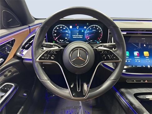 Used 2024 Mercedes-Benz E 350 4MATIC Sedan image 17
