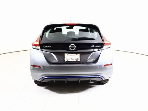 Used 2021 Nissan Leaf SV w/ SV Technology Package image 13