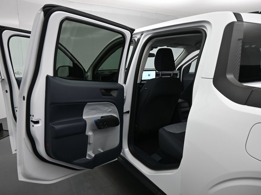 Used 2025 Ford Maverick XLT FWD image 18