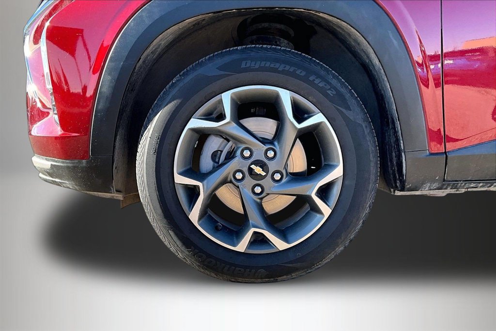 Used 2024 Chevrolet Trax LT FWD image 5