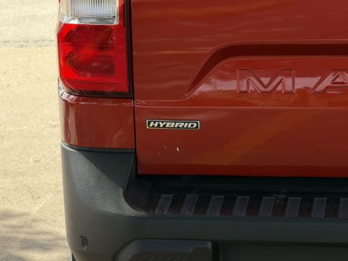 Certified 2024 Ford Maverick Lariat FWD image 8