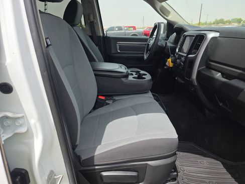 Used 2023 RAM 1500 Classic SLT w/ Electronics Group AWD/4WD image 10