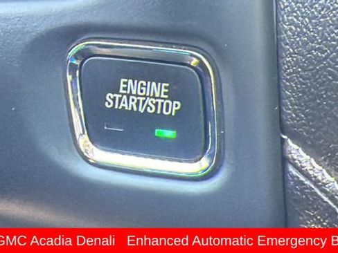 Used 2023 GMC Acadia Denali w/ Black Diamond Edition image 17