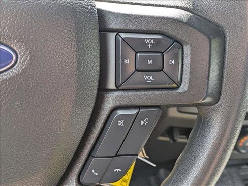 Used 2022 Ford F250 XL w/ Power Equipment Group image 11