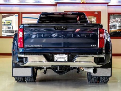 Used 2023 Chevrolet Silverado 3500 LTZ w/ Gooseneck/5TH Wheel Package image 11