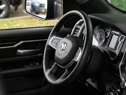 Used 2023 RAM 1500 Big Horn AWD/4WD image 24