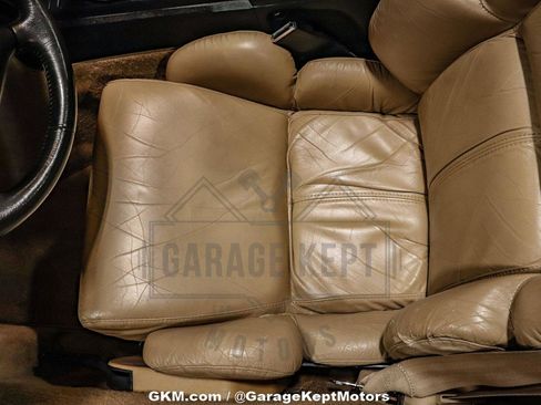 Used 1992 Chevrolet Corvette Convertible image 95