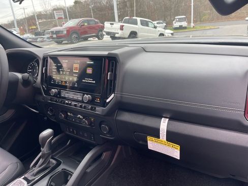 Used 2026 Nissan Frontier SV w/ SV Convenience Package image 15