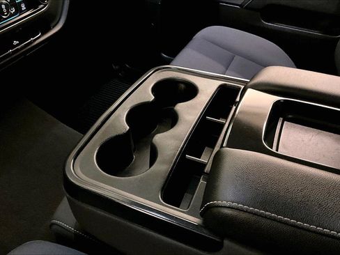 Used 2019 Chevrolet Silverado 1500 LT w/ All Star Edition image 16